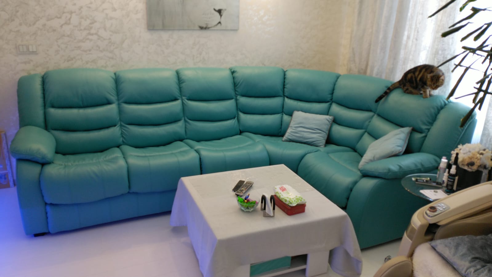 Перетяжка дивана на дому. Новокубанск